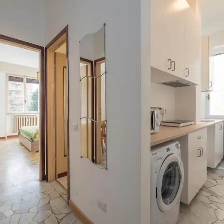 Appartement Xenia - Spacious Two-room In The Flower District